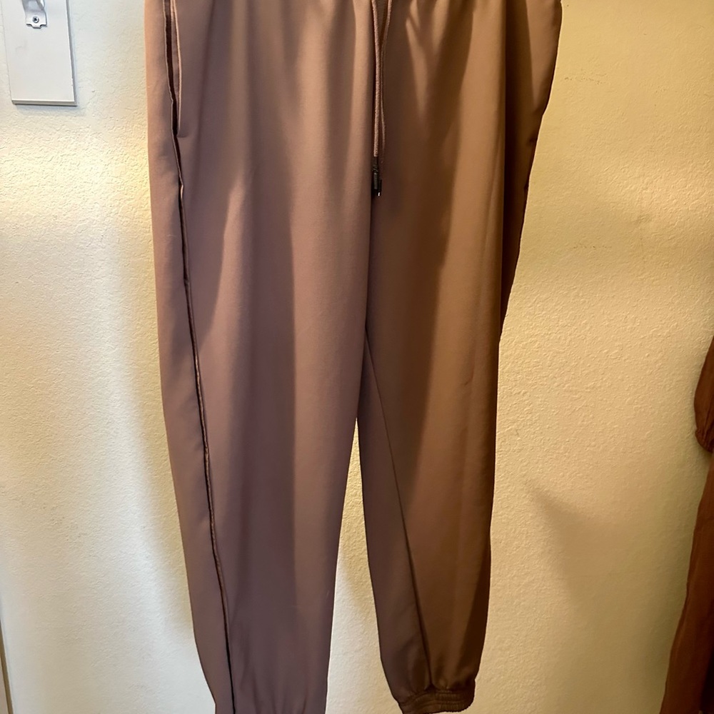 Perfect chocolate brown Athleta